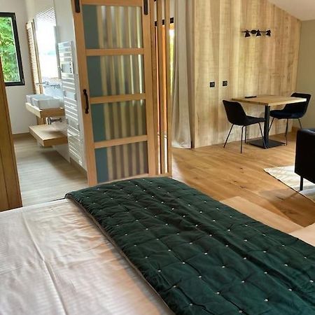 Larche  Lodge La Courrege מראה חיצוני תמונה